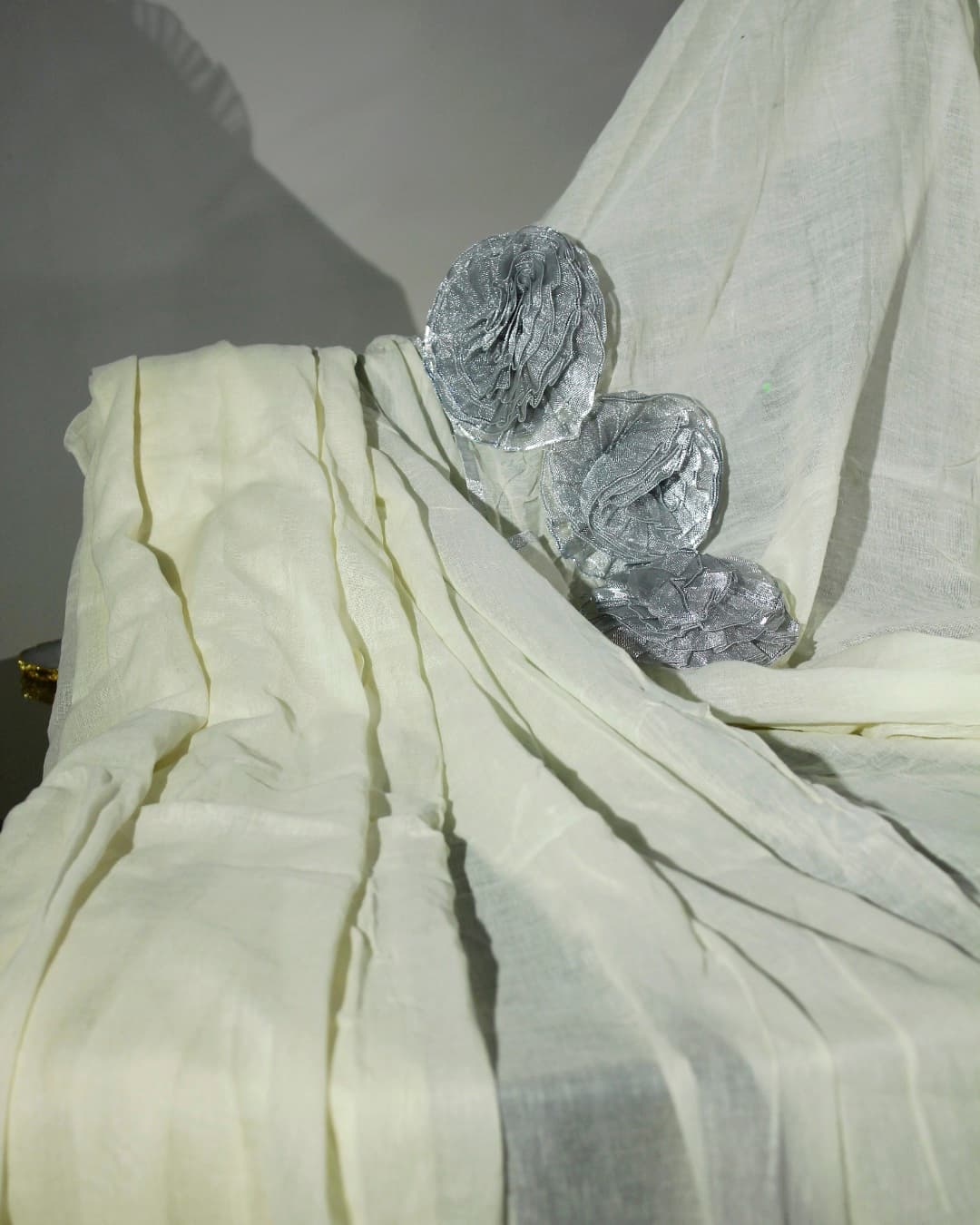 NOOR 05 complete drape detail